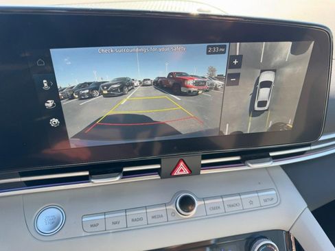 Certified 2024 Hyundai Elantra Limited image 22