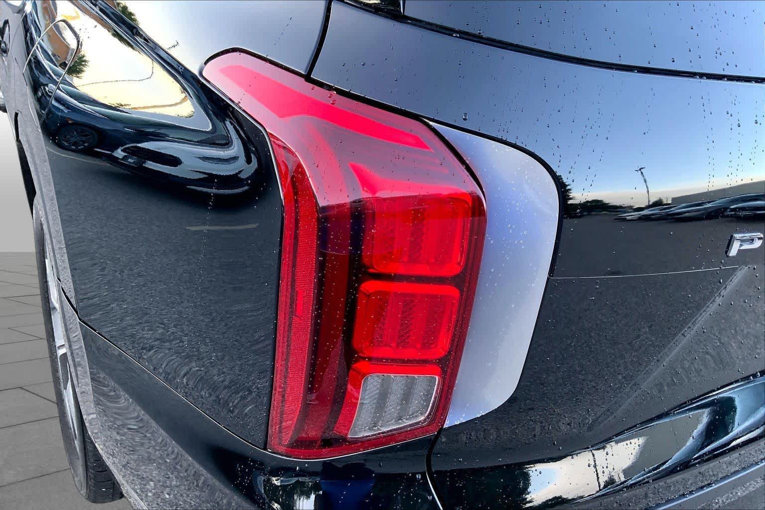 Used 2022 Hyundai Palisade Limited AWD/4WD image 28