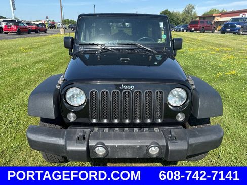 Used 2017 Jeep Wrangler Unlimited Sport w/ Quick Order Package 23S AWD/4WD image 6