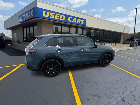 Used 2024 Honda HR-V Sport image 2