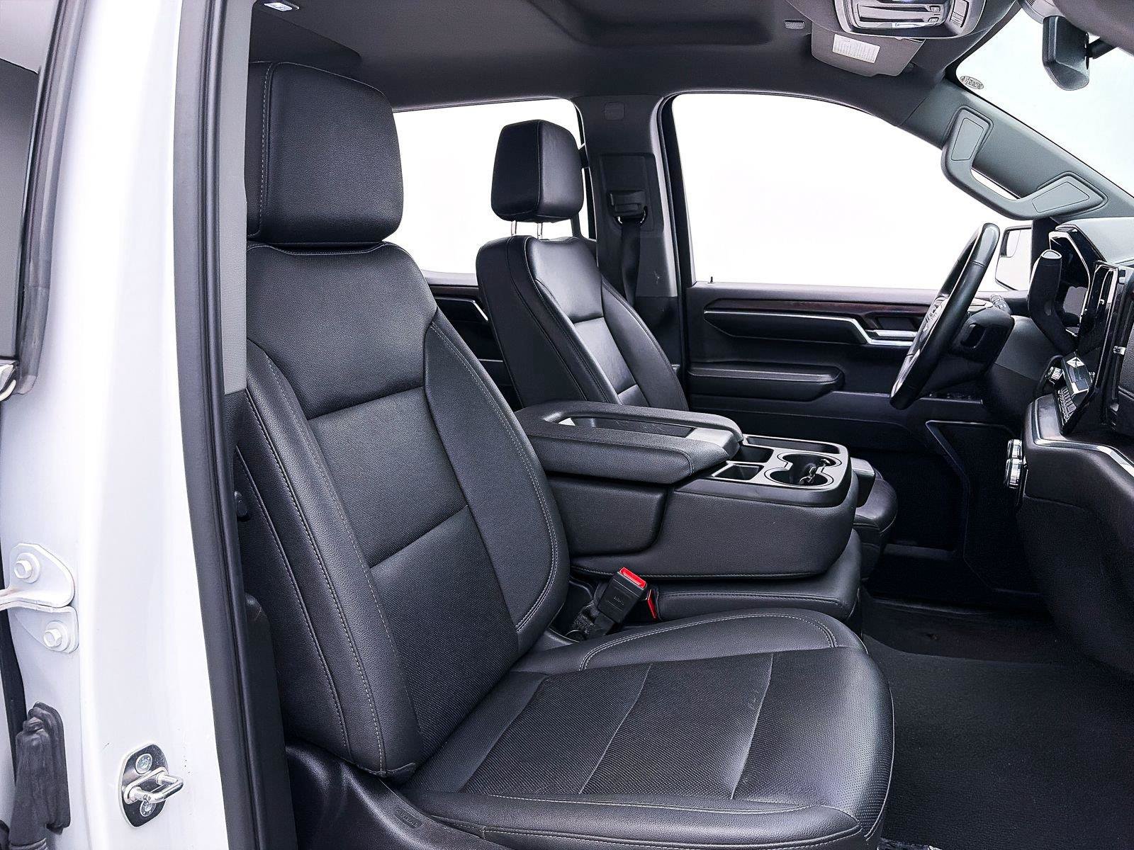 Used 2024 GMC Sierra 1500 SLT AWD/4WD image 34