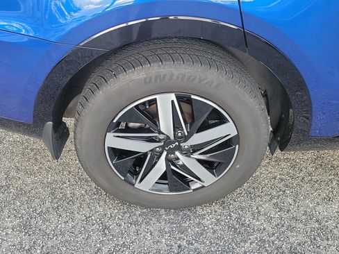 Used 2022 Kia Sorento EX w/ Panoramic Sunroof Package FWD image 42