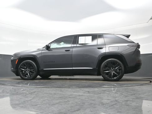 Used 2024 Jeep Wagoneer Launch Edition image 26