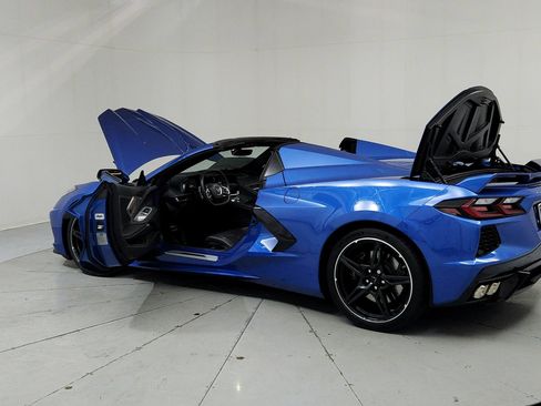 Used 2020 Chevrolet Corvette Stingray Preferred Conv w/ 2LT Preferred Equipment Group RWD image 10