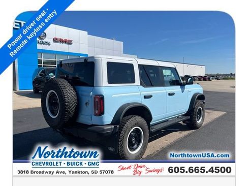 Used 2023 Ford Bronco Heritage Edition AWD/4WD image 9