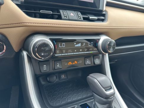 Certified 2023 Toyota RAV4 XLE Premium AWD/4WD image 32