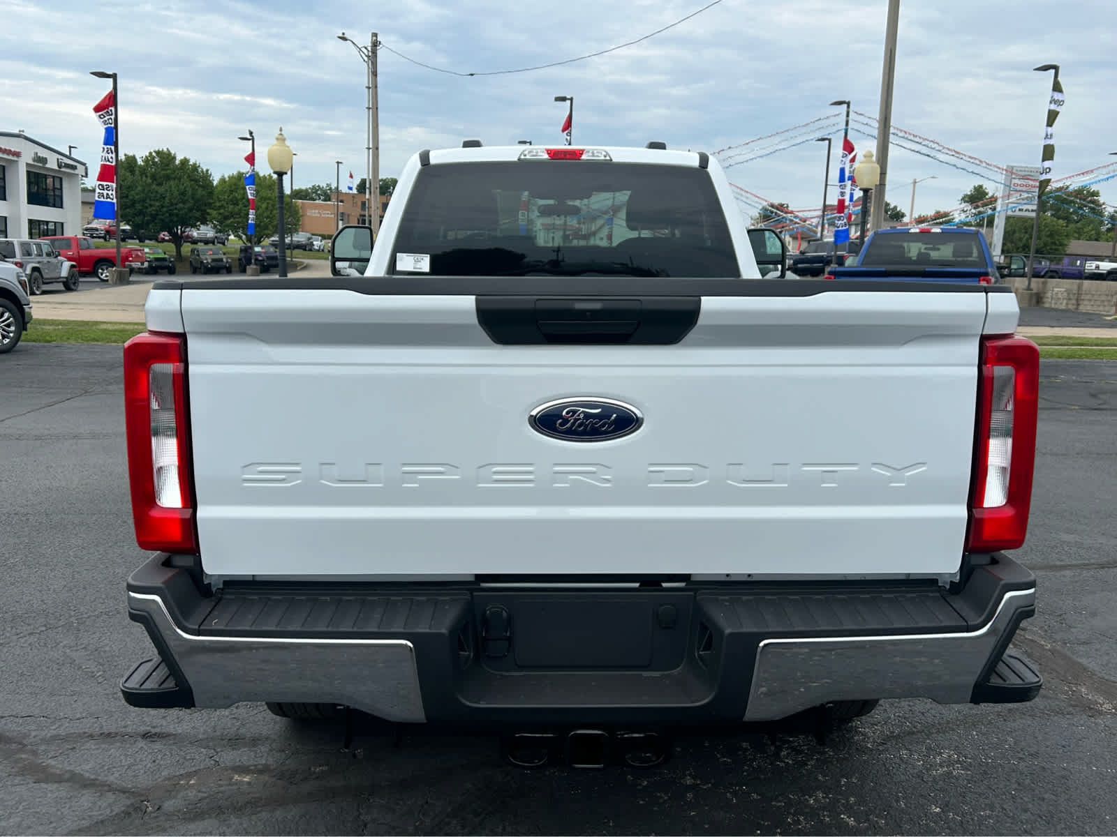 New 2026 Ford F350 XLT w/ Camper Package AWD/4WD image 3