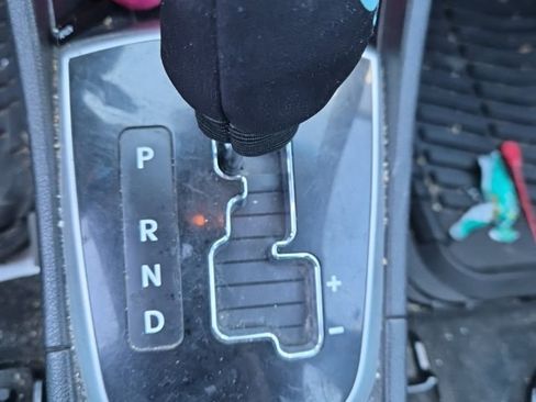 Used 2013 Hyundai Accent SE image 10