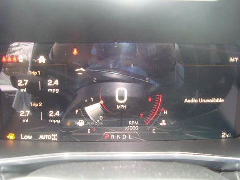 New 2026 GMC Canyon Elevation w/ Convenience Package image 14