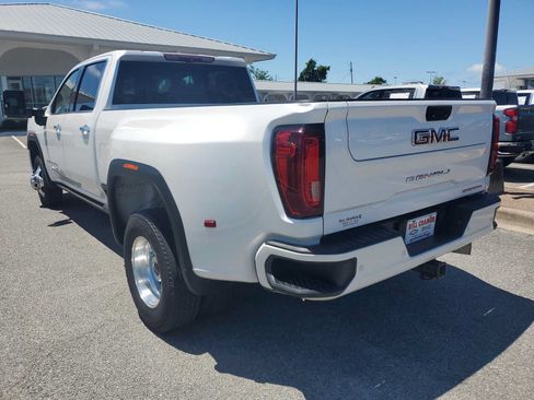 Used 2021 GMC Sierra 3500 Denali w/ Denali Ultimate Package AWD/4WD image 3