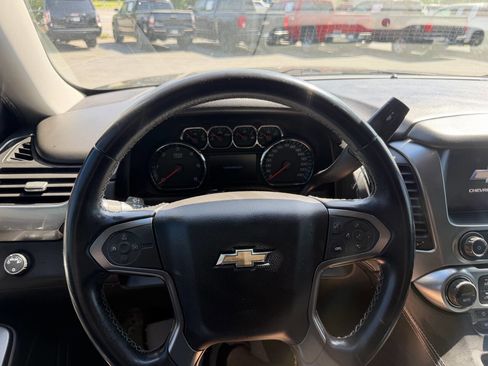 Used 2018 Chevrolet Tahoe LS image 19