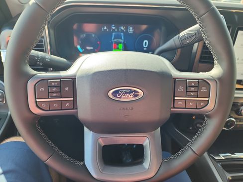 New 2026 Ford F350 Lariat w/ Chrome Package image 32