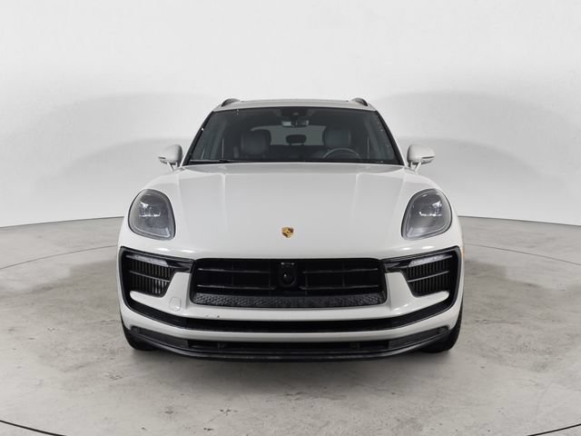 Used 2024 Porsche Macan S AWD/4WD image 2