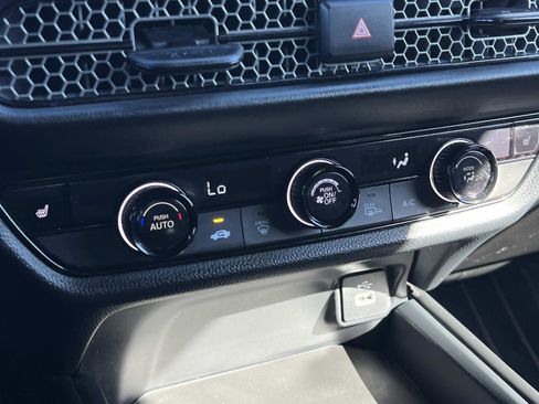 Certified 2023 Honda HR-V Sport image 14