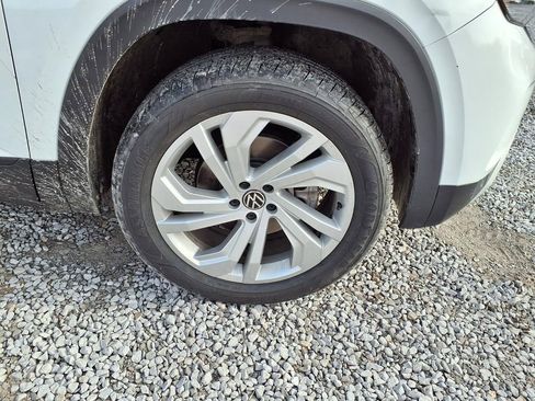 Used 2021 Volkswagen Atlas Cross Sport SEL image 36