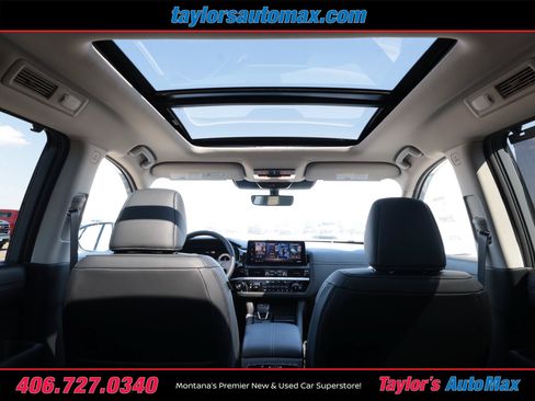 New 2026 Nissan Pathfinder Platinum w/ Accent Package AWD/4WD image 35