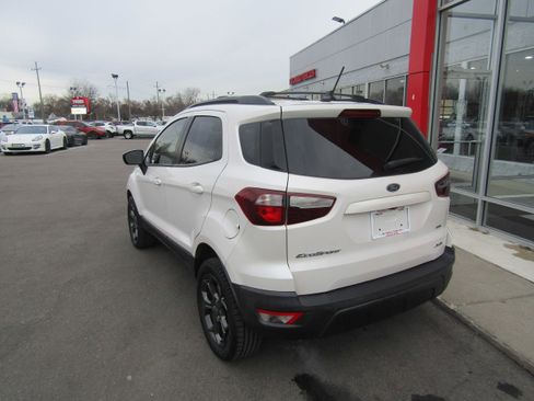 Used 2018 Ford EcoSport SES image 9