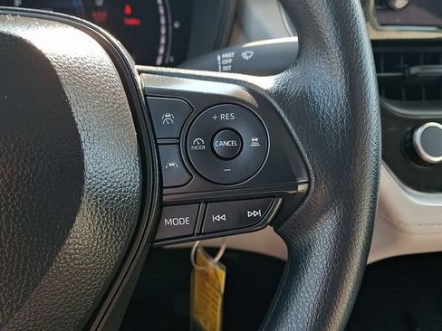 Certified 2026 Toyota Corolla Cross L FWD image 22