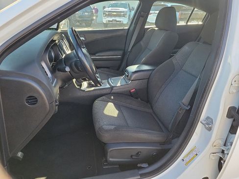 Used 2022 Dodge Charger SXT image 10