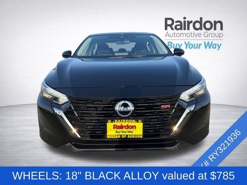 Used 2024 Nissan Sentra SR FWD image 2