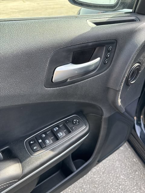 Used 2022 Dodge Charger SXT w/ Leather Interior Group RWD image 11