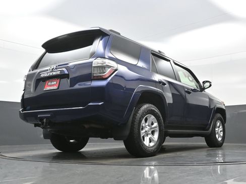Used 2021 Toyota 4Runner SR5 Premium w/ Moonroof Package AWD/4WD image 35