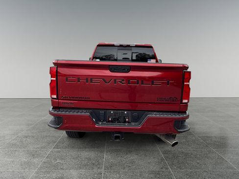 Certified 2024 Chevrolet Silverado 2500 High Country w/ High Country Premium Package AWD/4WD image 4