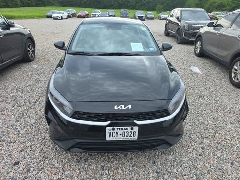 Certified 2024 Kia Forte LXS FWD image 2