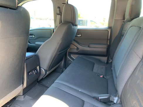 Used 2023 Nissan Frontier PRO-4X w/ Pro Convenience Package AWD/4WD image 14