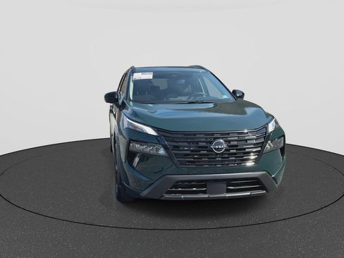 Used 2026 Nissan Rogue Dark Armor image 3