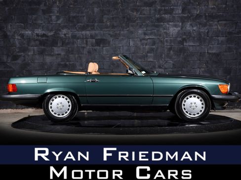 Used 1989 Mercedes-Benz 560 SL image 1
