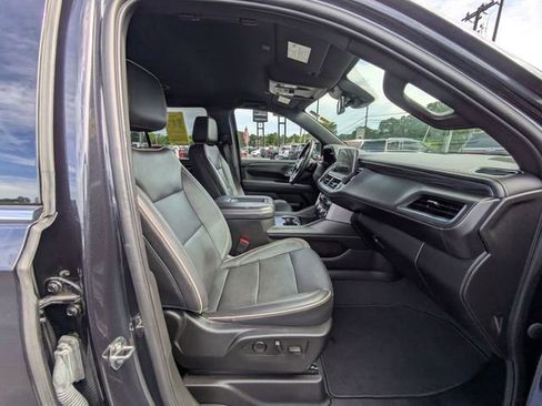 Used 2023 GMC Yukon SLT image 38
