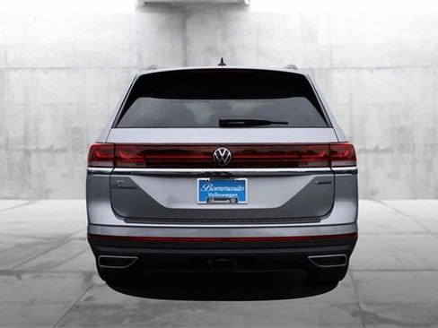 New 2026 Volkswagen Atlas SE image 6