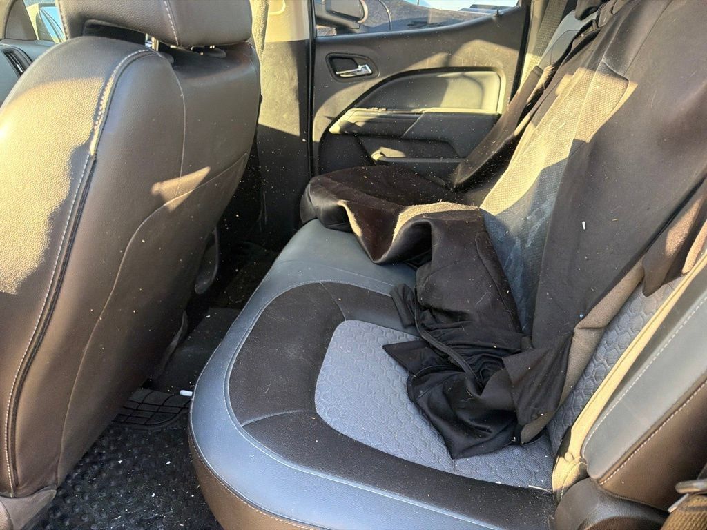 Used 2019 Chevrolet Colorado Z71 RWD image 9