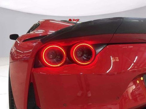 Used 2019 Ferrari 812 Superfast RWD image 26