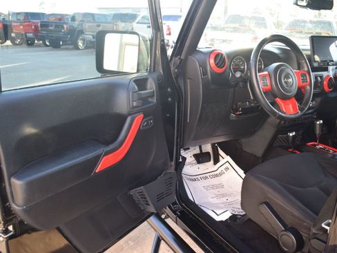 Used 2016 Jeep Wrangler Unlimited Sport w/ Quick Order Package 24S image 8