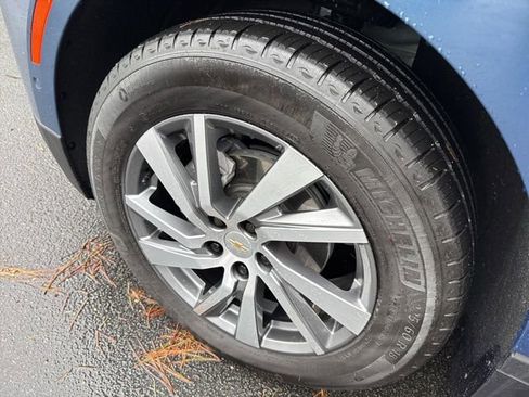 Used 2024 Chevrolet Equinox Premier image 34