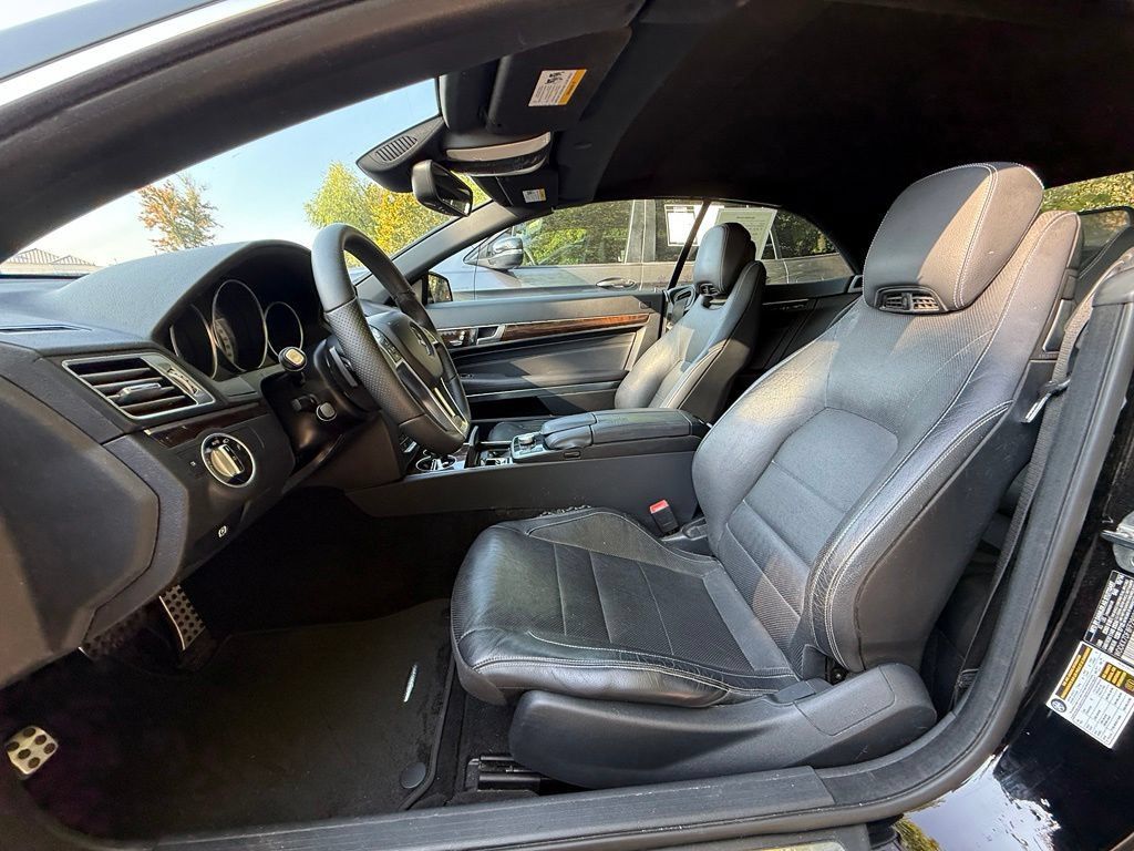 Used 2015 Mercedes-Benz E 550 Cabriolet image 32