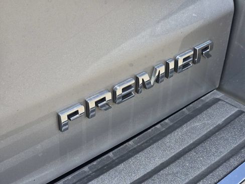 Used 2019 Chevrolet Tahoe Premier RWD image 16