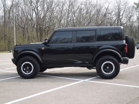 Used 2024 Ford Bronco Badlands image 22