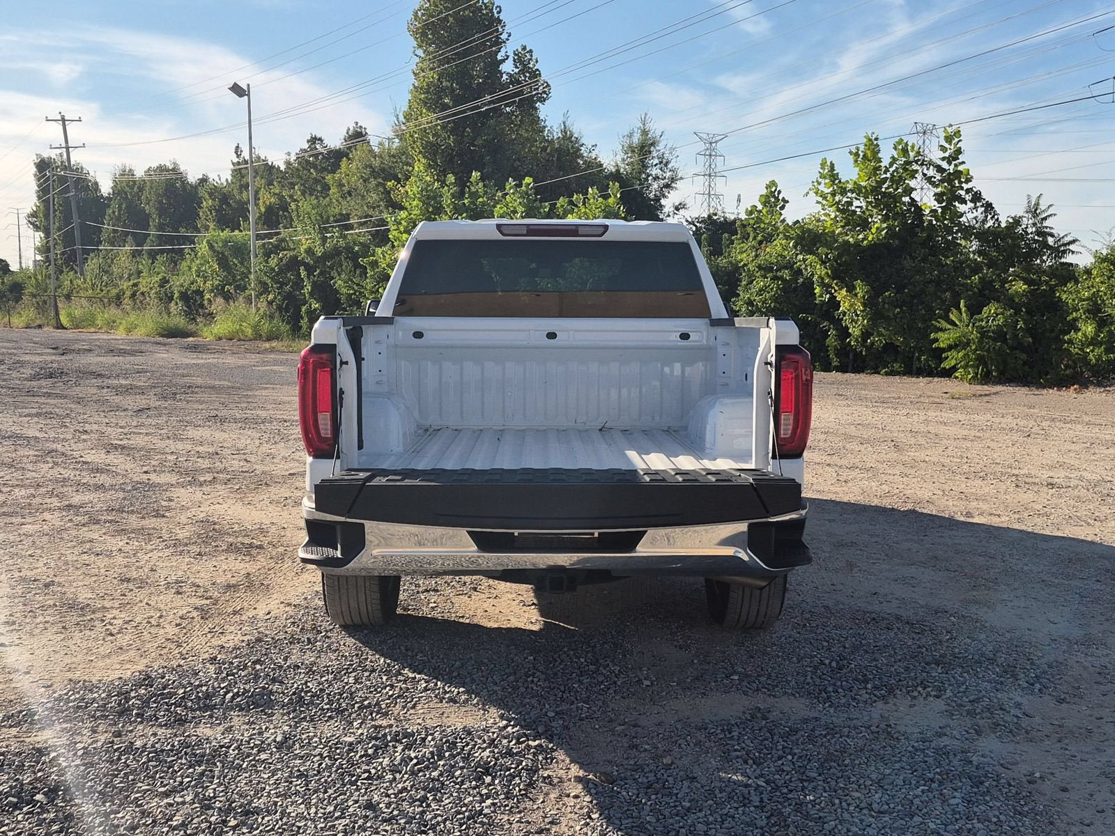 Used 2025 GMC Sierra 1500 SLT RWD image 4
