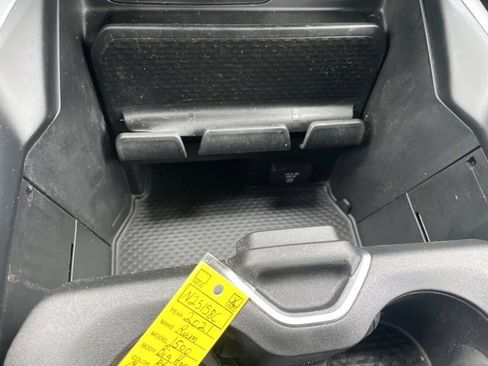 Used 2021 RAM 1500 Big Horn image 31