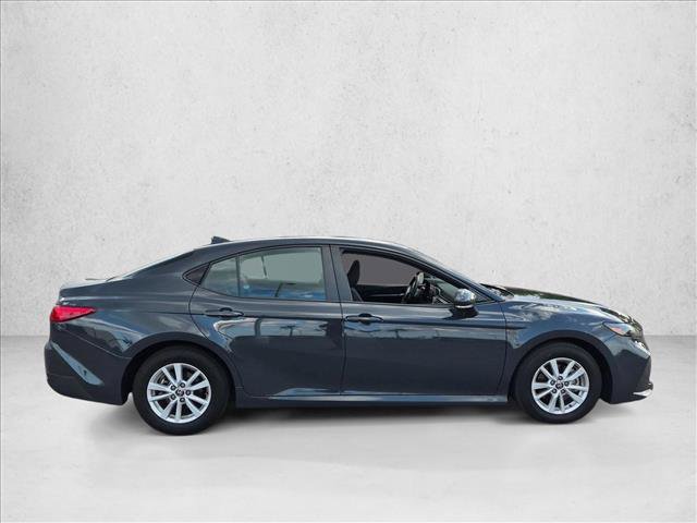 Used 2025 Toyota Camry LE FWD image 4