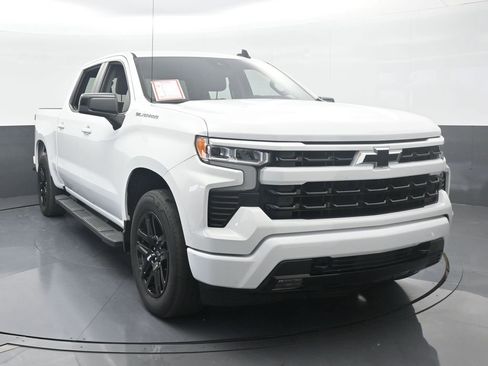Used 2023 Chevrolet Silverado 1500 RST image 9
