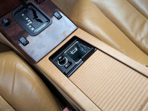 Used 1991 Mercedes-Benz 300 SL image 25