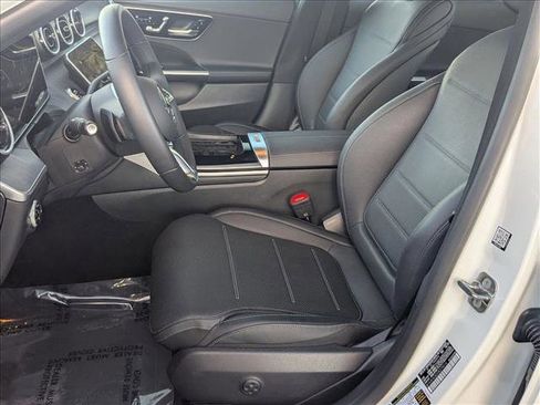 Used 2025 Mercedes-Benz C 300 Sedan image 16