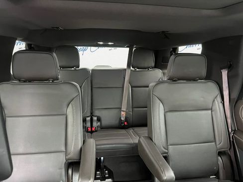 Used 2021 GMC Yukon Denali AWD/4WD image 11