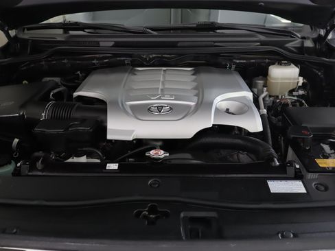 Used 2021 Toyota Land Cruiser AWD/4WD image 33