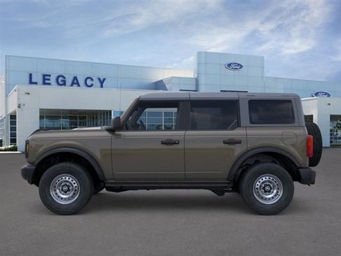 New 2025 Ford Bronco 4-Door AWD/4WD image 3
