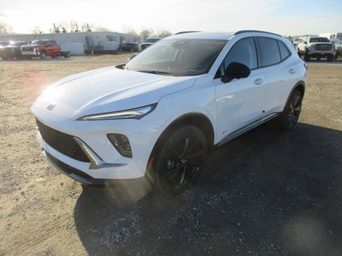 New 2026 Buick Envision Sport Touring image 10